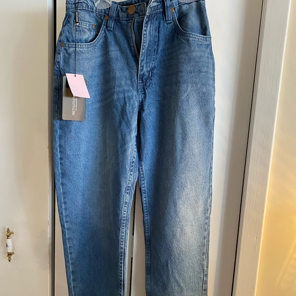 Jeans - Picture 2 of 3